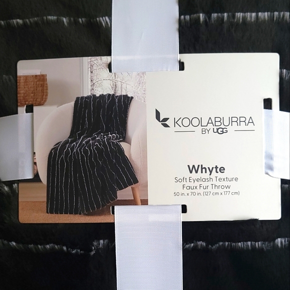 Koolaburra Other - NWT Koolaburra by UGG faux fur throw 50"x70"